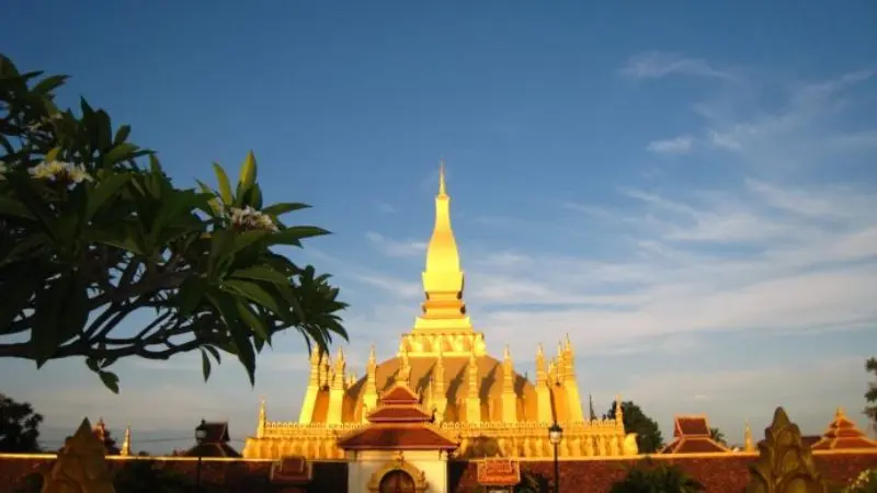 Unveiling the Majesty of Pha That Luang: History, Reasons to Visit, Location and Route, Best Time to Visit, and Must-See Sights