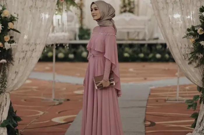Latest Elegant and Trendy Brocade Gamis Models for an Elegant Look